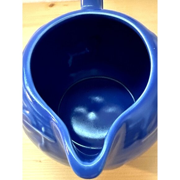 Coastal Farmhouse Blue Large Creamer or Gravy Boat Pfaltzgraff Blue Leaf Vintage - Picture 3 of 6